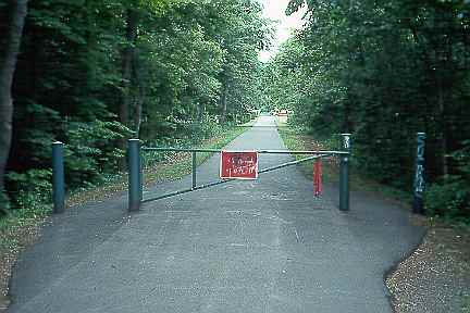 Barrier across path (18 KB JPEG)